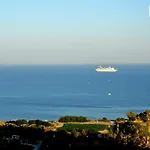 Kusadasi Muhtesem Deniz Manzarali Villa 6+1