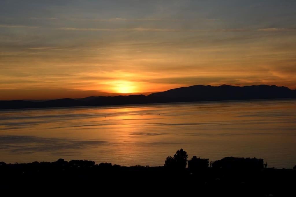 Muhtesem Deniz Manzarali 6+1 Kuşadası