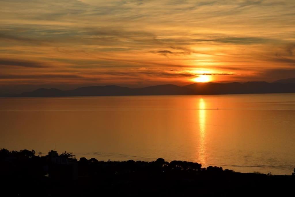 Muhtesem Deniz Manzarali 6+1 Kuşadası