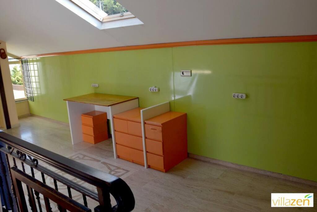 Muhtesem Deniz Manzarali 6+1 Villa Kuşadası